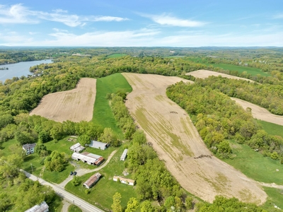 116 Acre Parcel In Chatham