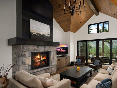 Unparalleled Views And Luxury Living In Clear Creek Tahoe