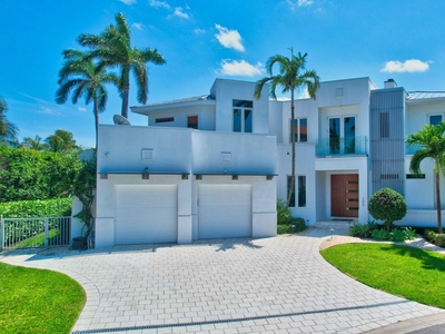 105 Bonito Drive, Ocean Ridge, FL, 33435 | 5 BR for rent, single-family rentals