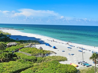 2 bedroom luxury Apartment for sale in Longboat Key, Florida