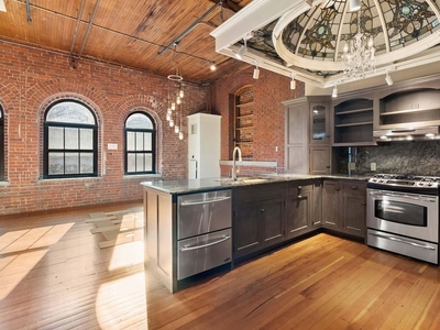 2 room luxury Flat for sale in Jamaica Plain, Boston, Massachusetts