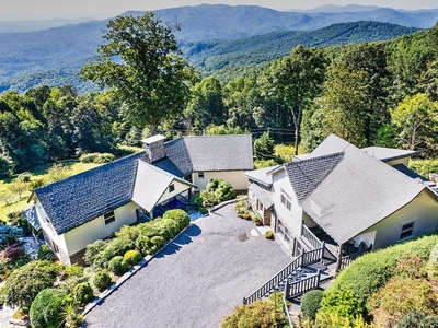 Luxury Detached House for sale in Little Switzerland, North Carolina