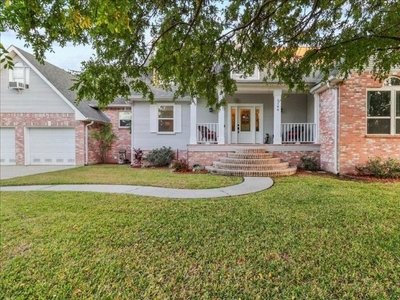 3106 BAYOU VIEW Place