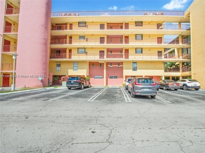 8775 Park Blvd, Miami, FL, 33172 | 3 BR for sale, Residential sales