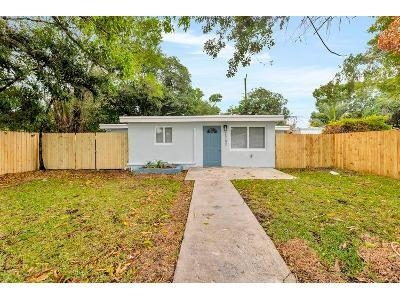 Foreclosure Single-family Home In Pompano Beach, Florida
