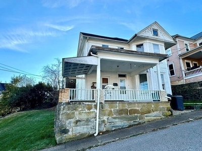 Home For Rent In Spencer, West Virginia