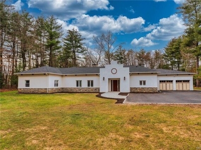 Home For Sale In Avon, Connecticut