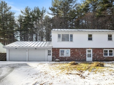 Home For Sale In Canaan, New Hampshire