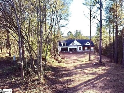 Home For Sale In Chesnee, South Carolina