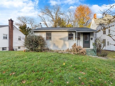 Home For Sale In Coraopolis, Pennsylvania