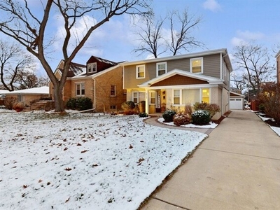 Home For Sale In Park Ridge, Illinois