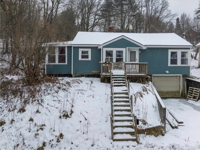 Home For Sale In Saint Johnsbury, Vermont