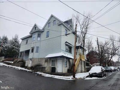 Home For Sale In Shamokin, Pennsylvania