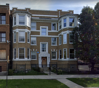 745 S Independence Blvd #3N, Chicago, IL 60624