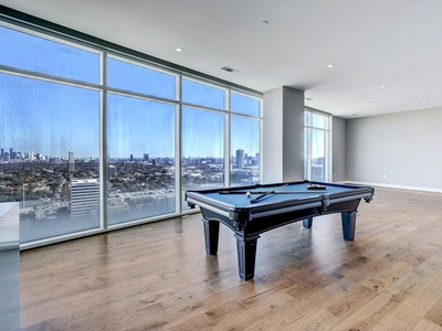 5 room luxury Apartment for sale in Houston, Texas