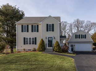 Luxury 4 bedroom Detached House for sale in Shrewsbury, Massachusetts