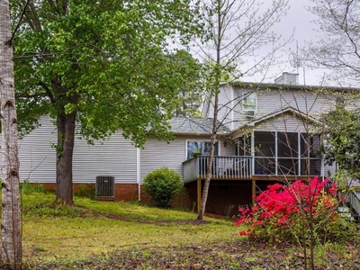 4 BEDROOM / 3 BATH / 2,620 SQFT FAMILY HOME NEAR CLEMSON UNIVERSITY for Sale in Seneca, South Carolina Classified