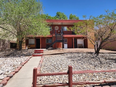 1024 Chelwood Park Blvd NE, Albuquerque, NM 87112 - Apartment for Rent