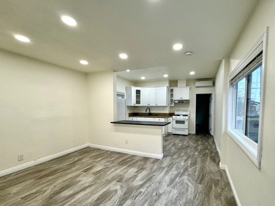 1149 Marietta Street, Los Angeles, CA 90023 - Duplex for Rent