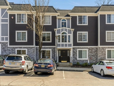 2 bedroom luxury Apartment for sale in Morristown, New Jersey