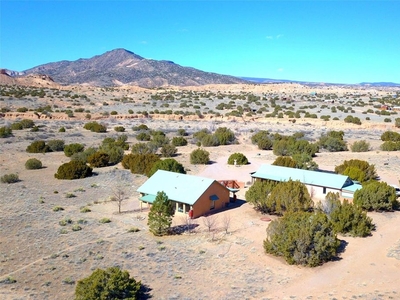 3 bedroom luxury Detached House for sale in Abiquiu, United States