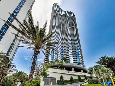 Luxury apartment complex for sale in Sunny Isles Beach, United States