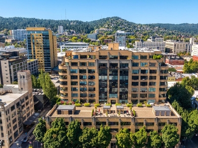 Luxury Flat for sale in Portland, Oregon