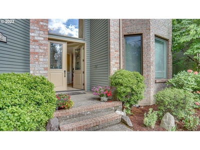 Single Family For Sale In Happy Valley