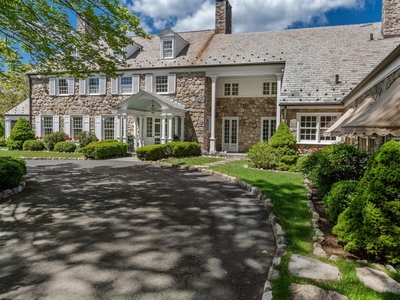 17 room luxury House for sale in New Canaan, United States