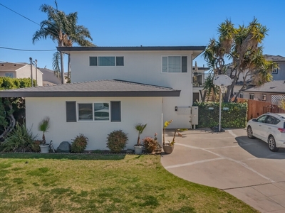 711 California St, Oceanside, CA 92054 - Multifamily for Sale