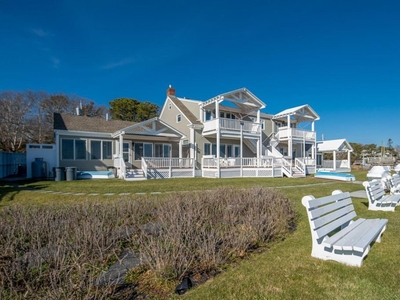 7 bedroom luxury House for sale in Oak Bluffs, Massachusetts
