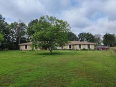 99 County Road 1363, Clarksville, TX 75426