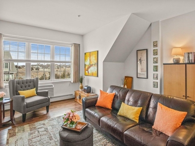 1 bedroom luxury Flat for sale in Provincetown, Massachusetts