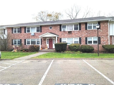 Condo For Rent In Cheshire, Connecticut