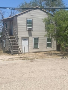 Flat For Rent In Big Spring, Texas