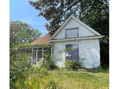 Foreclosure Multi-family Home In Jackson, Tennessee