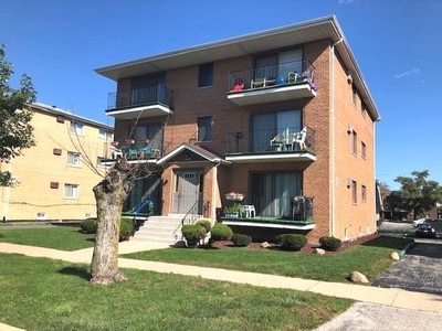 Home For Rent In Chicago Ridge, Illinois