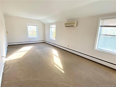 Home For Rent In Fairfield, Connecticut
