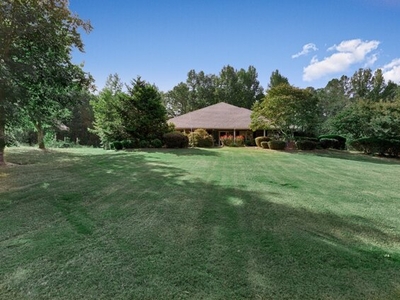 Home For Sale In Ardmore, Alabama