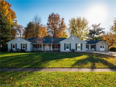 Home For Sale In Avon Lake, Ohio