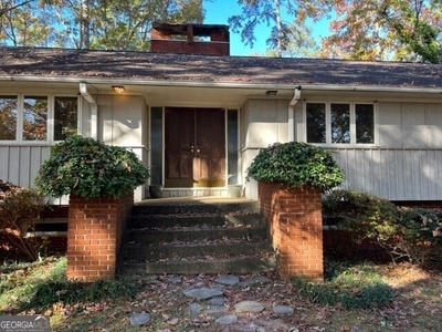 Home For Sale In Brookhaven, Georgia