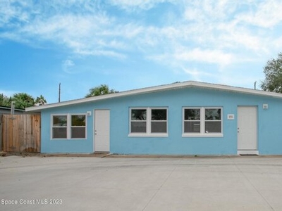 Home For Sale In Cocoa Beach, Florida