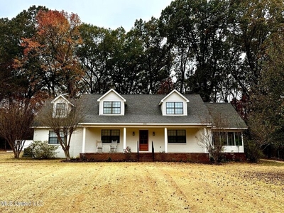 Home For Sale In Horn Lake, Mississippi