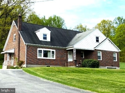 Home For Sale In Mertztown, Pennsylvania