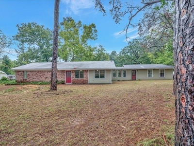 Home For Sale In Nacogdoches, Texas