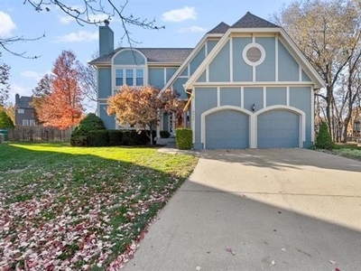 Home For Sale In Overland Park, Kansas