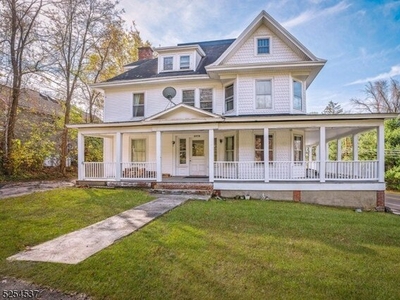 Home For Sale In Randolph, New Jersey