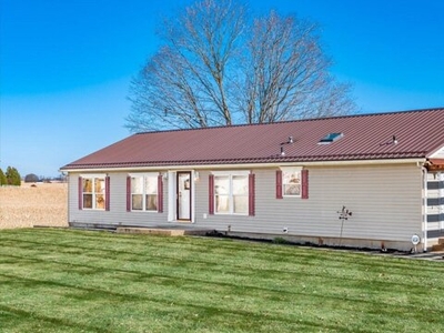 Home For Sale In Thornville, Ohio