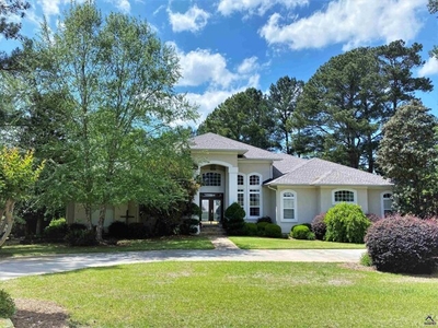 Home For Sale In Warner Robins, Georgia