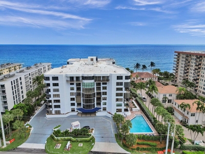 Luxury apartment complex for sale in Hillsboro Beach, Florida
